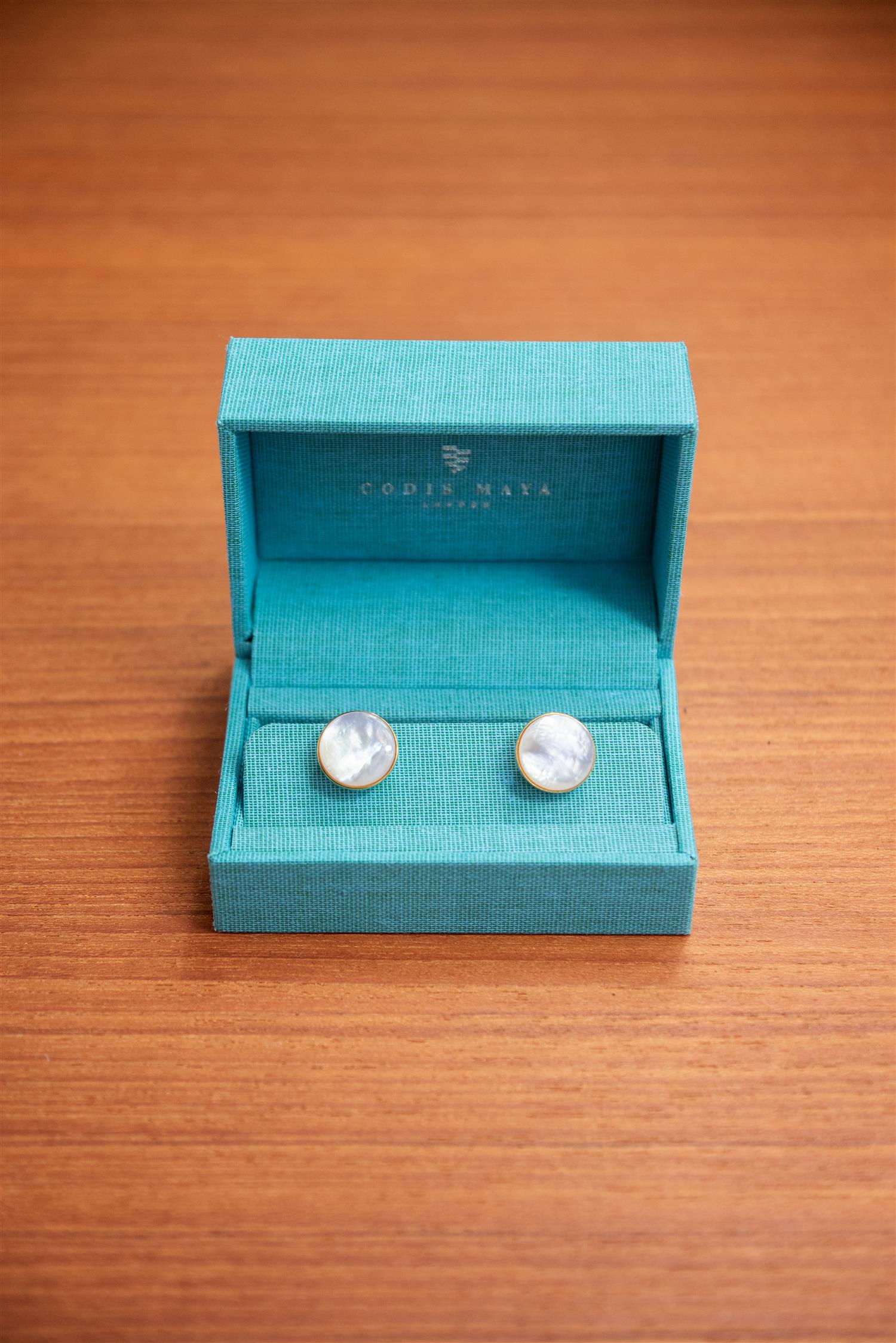 Gold Mother of Pearl Cufflink
