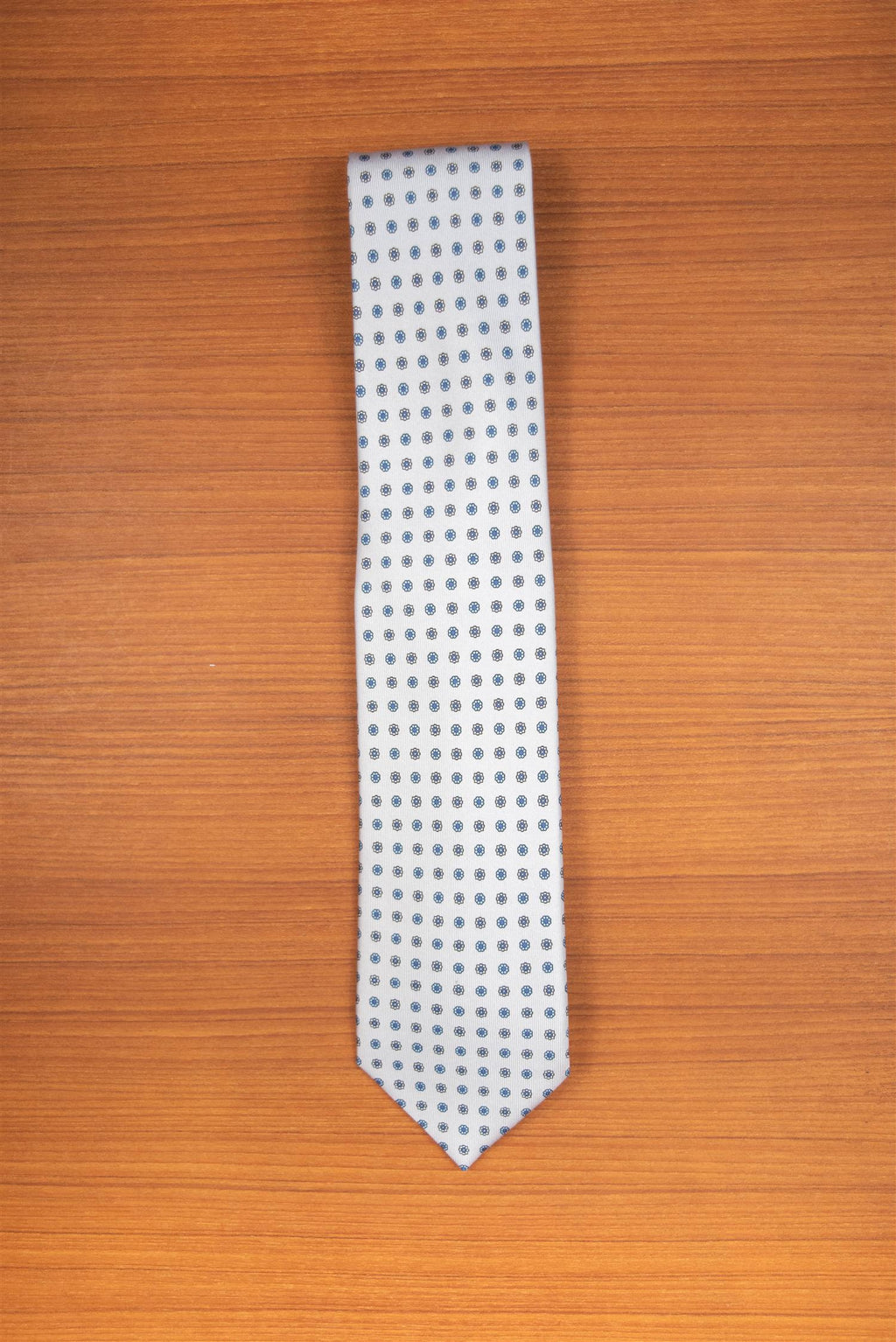 Silver and blue flower pattern 3-Fold Silk Tie