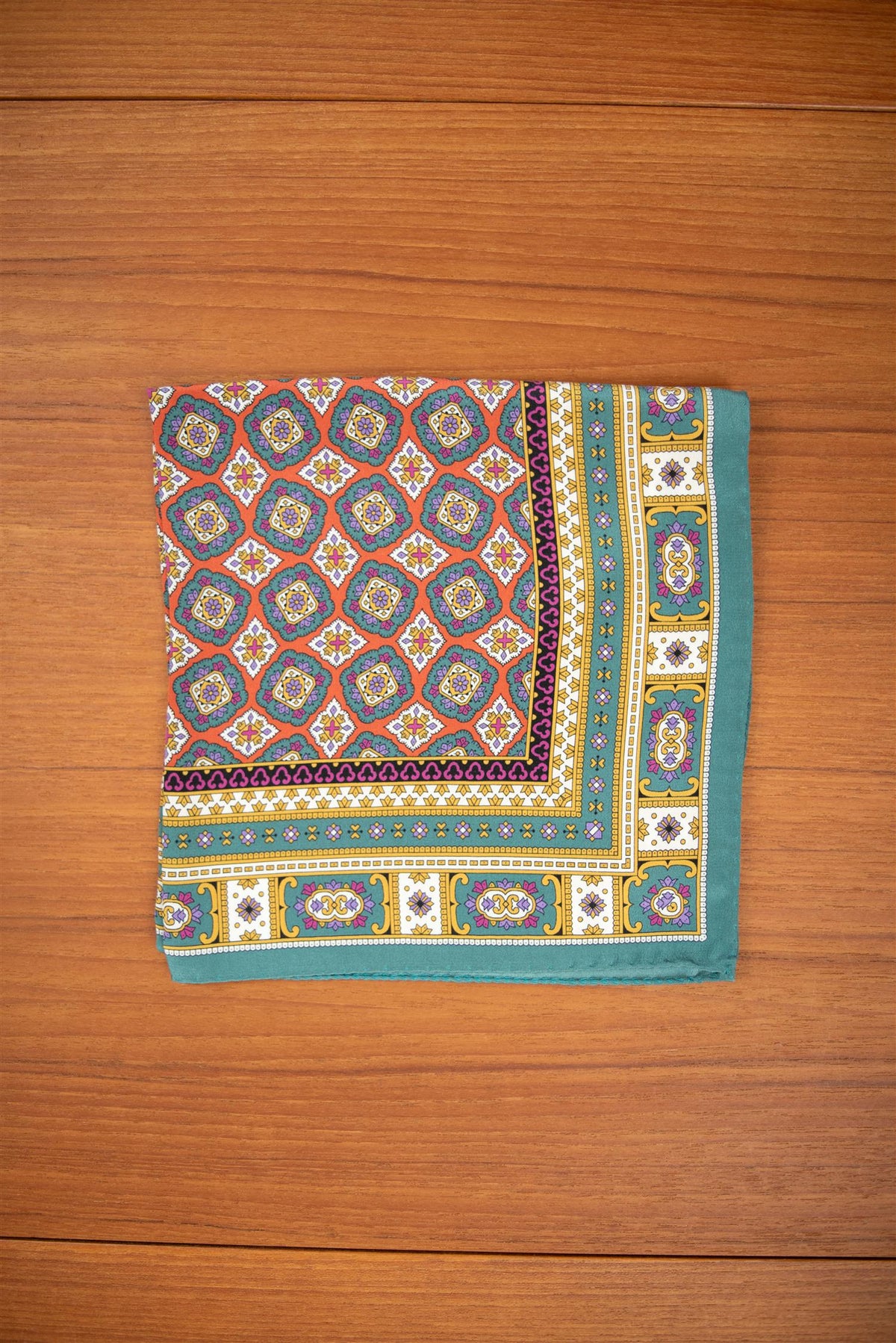 Pocket square silk pattern