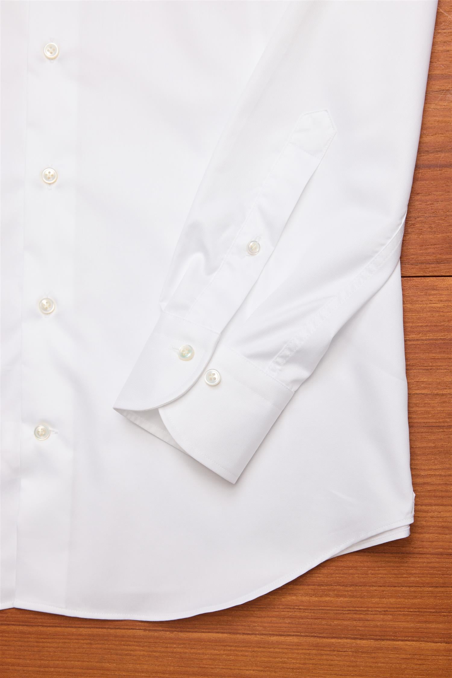 White twill Spread Collar Shirt