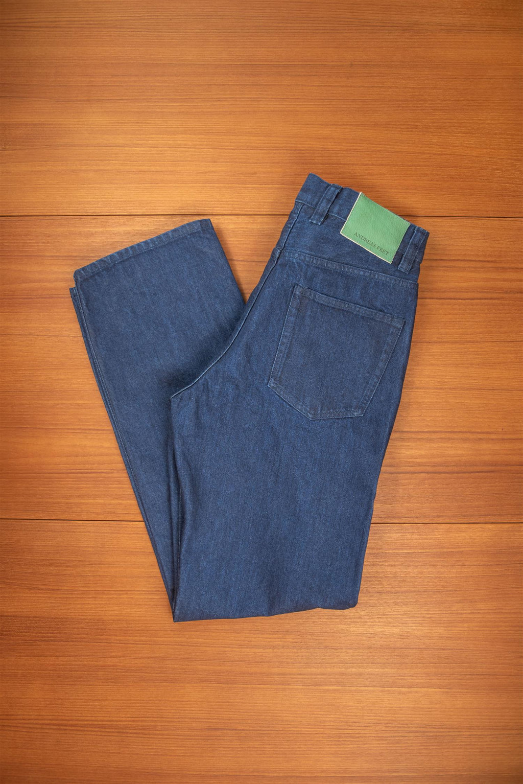 Straight Leg Rinse Wash Jeans