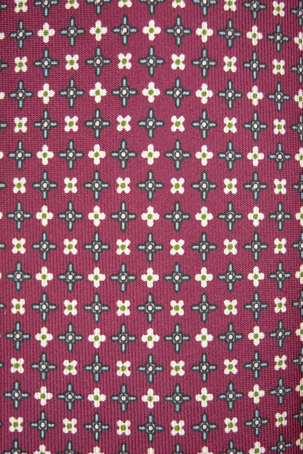 Magenta small flower pattern 3-Fold Silk Tie