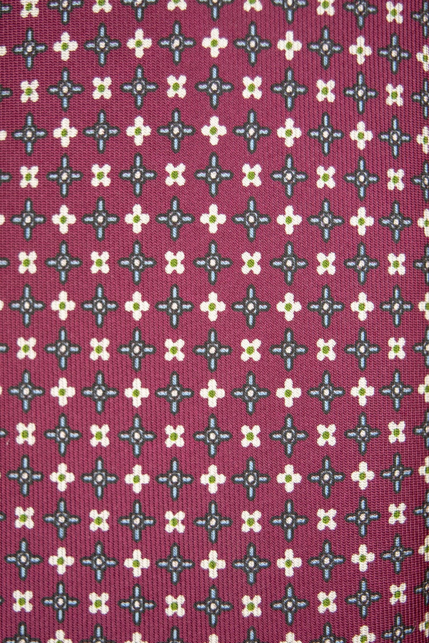 Magenta small flower pattern 3-Fold Silk Tie