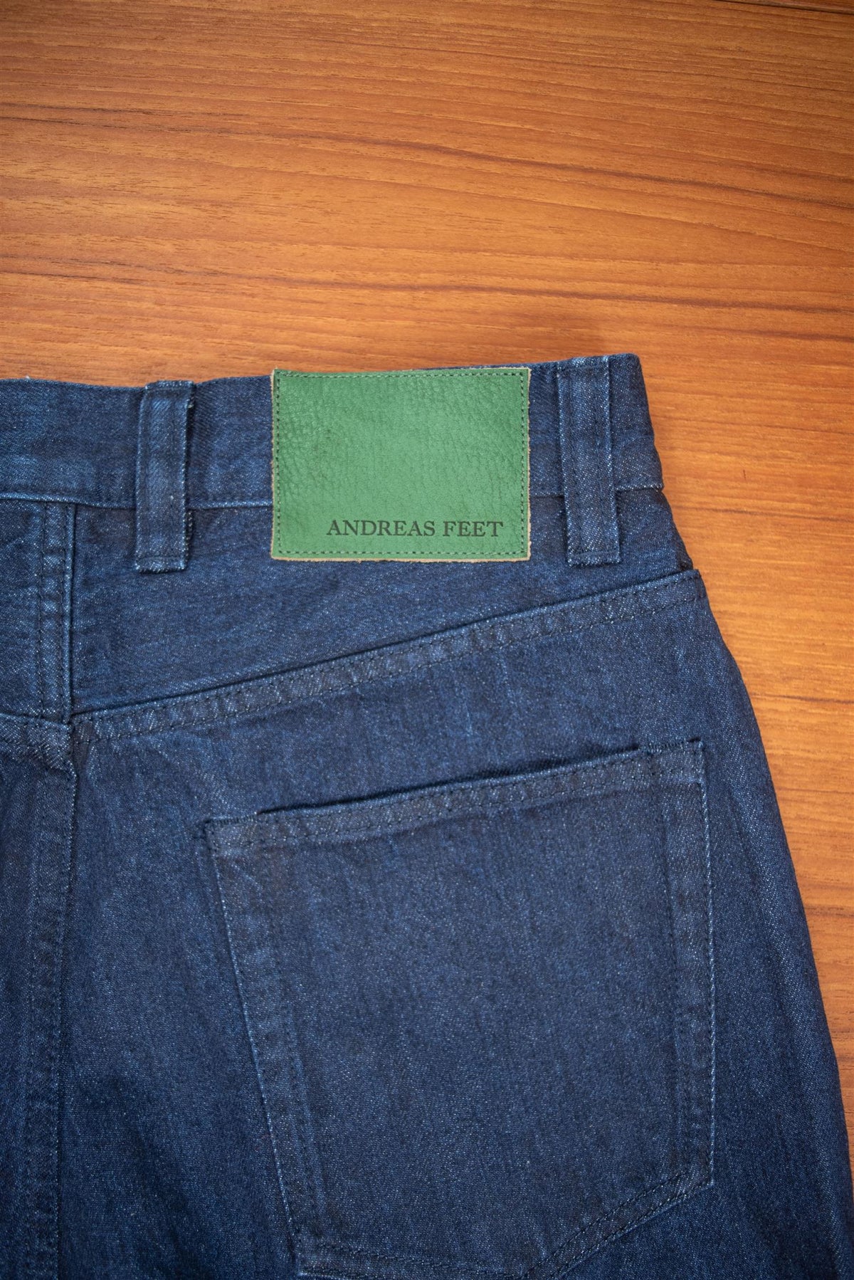 Straight Leg Rinse Wash Jeans