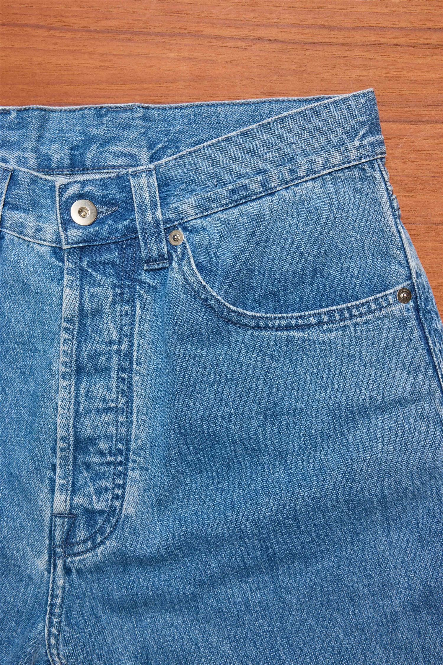 Bleach Wash Jeans