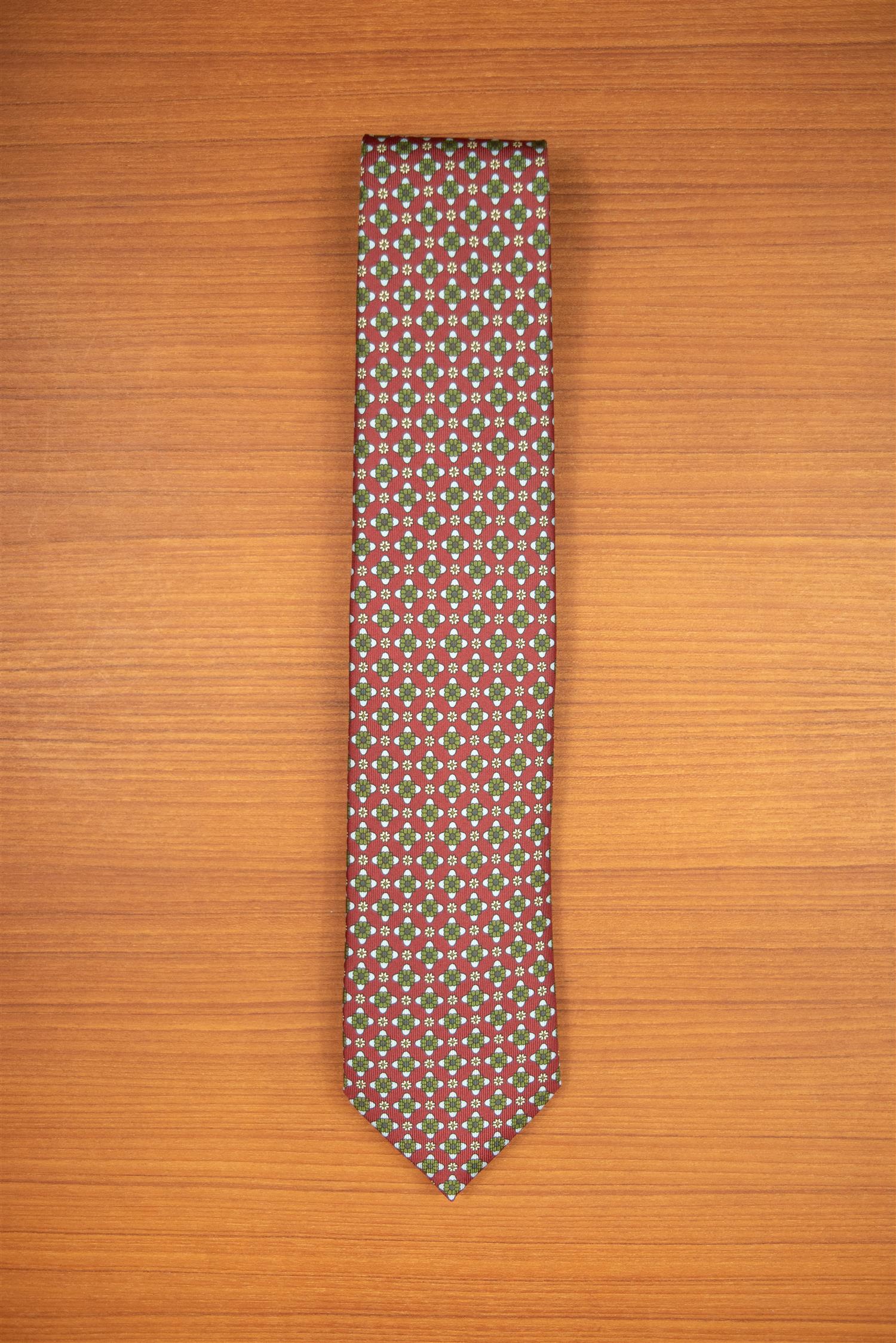 Green and red flower pattern 3-Fold Silk Tie